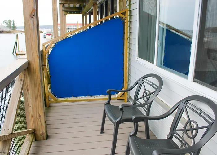 Fisherman\'S Wharf Inn