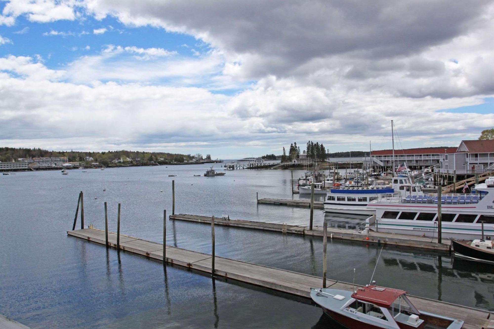 Fisherman's Wharf 2* Boothbay Harbor