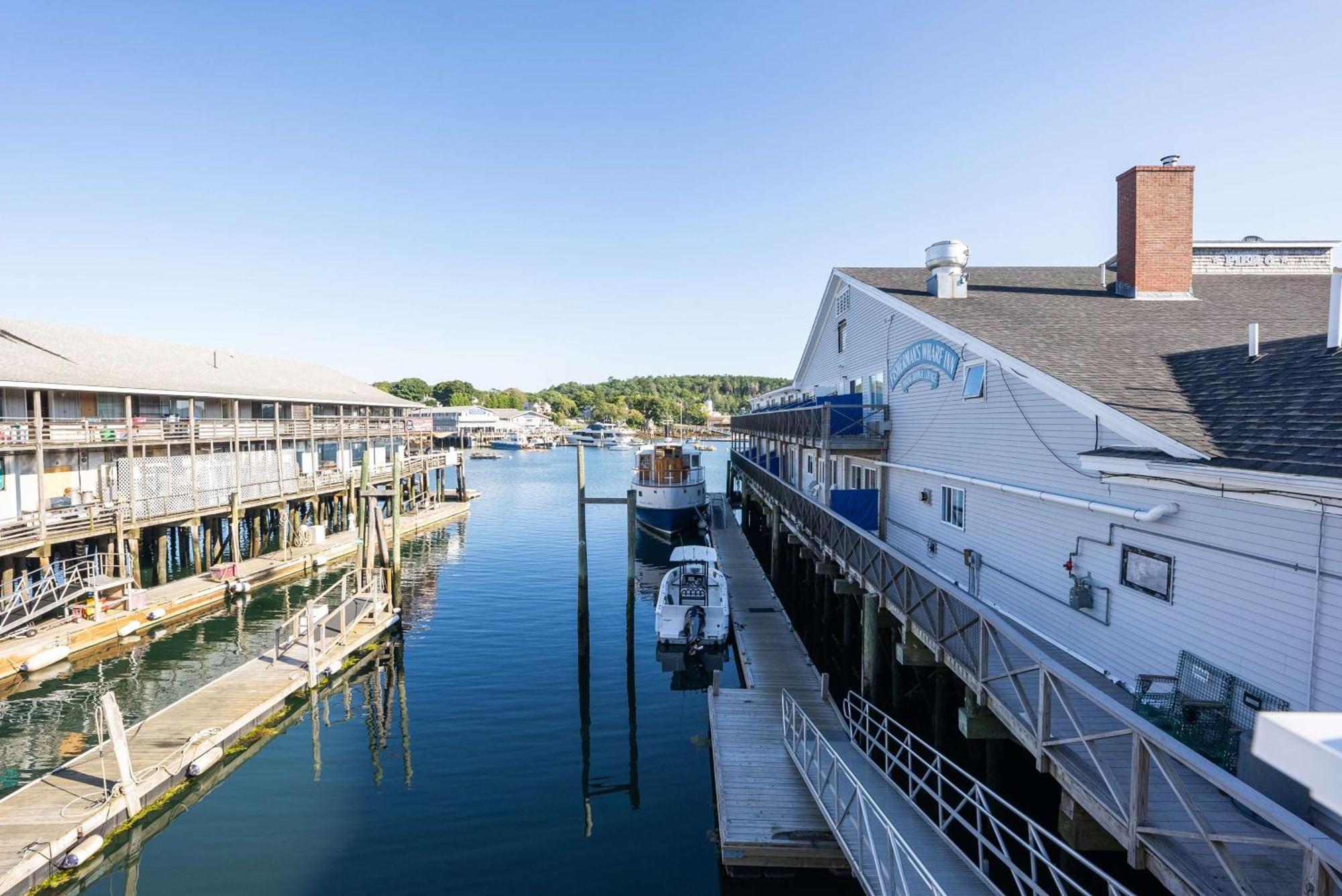 Fisherman's Wharf Motel Boothbay Harbor