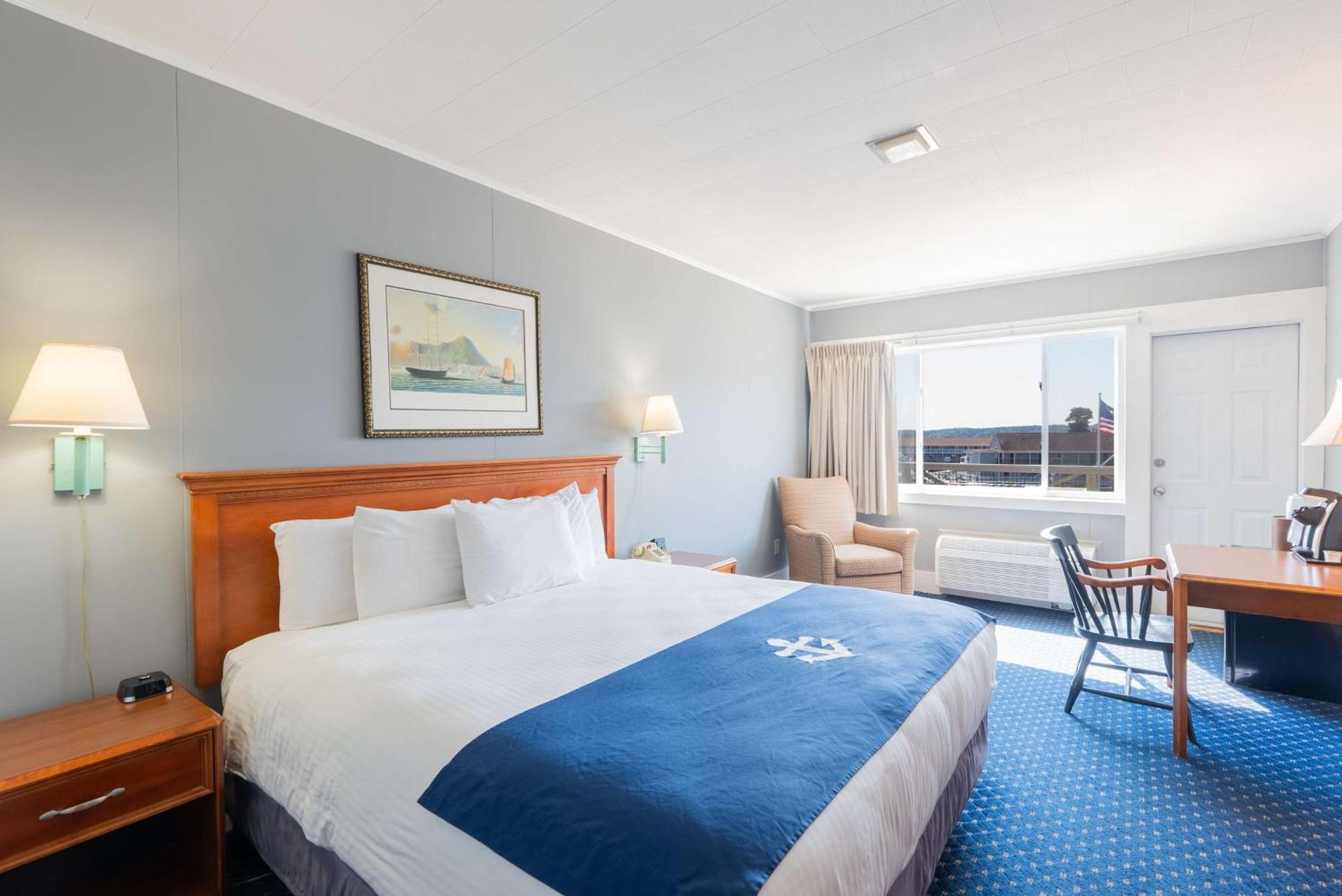 Fisherman's Wharf Motel Boothbay Harbor