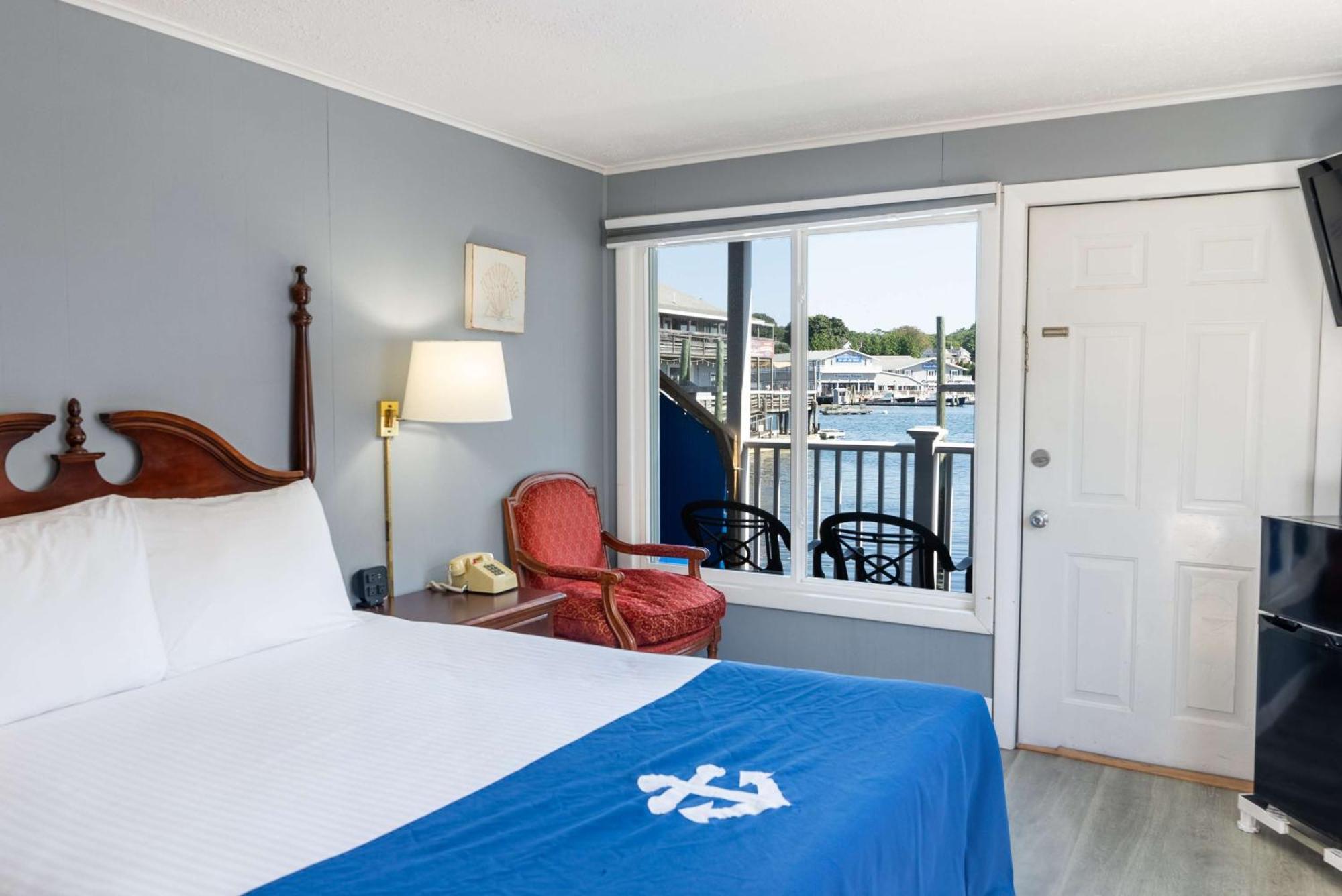 Fisherman's Wharf Motel