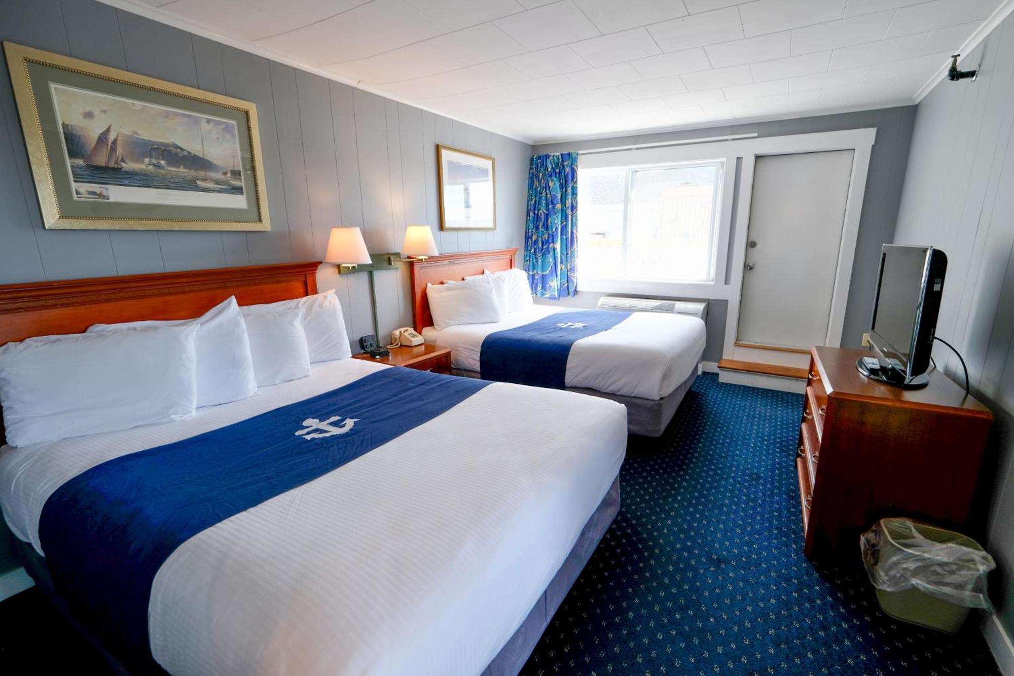 Fisherman's Wharf Motel